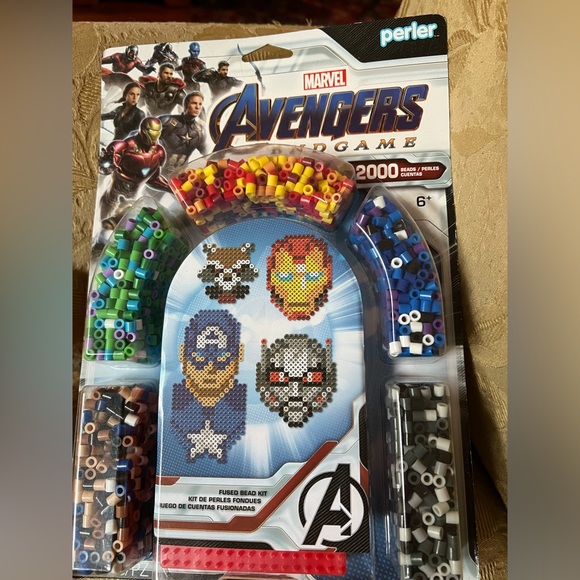 Disney Marvel Avengers New NWT Fused Bead Kit and pop it - Picture 3 of 3